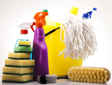 Hot water extraction carpet cleaning equipment